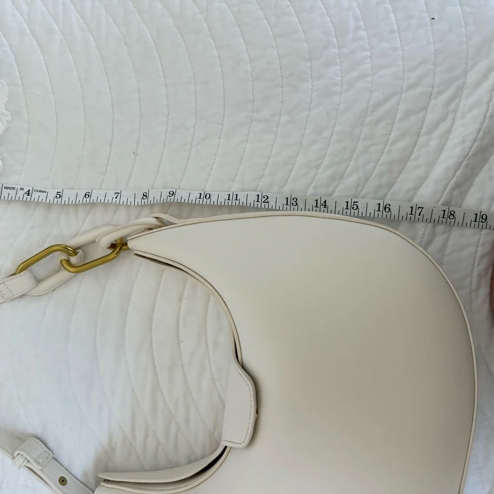 Minimal Cream Crescent Shoulder Bag with Gold Accent - Picture 5 of 6